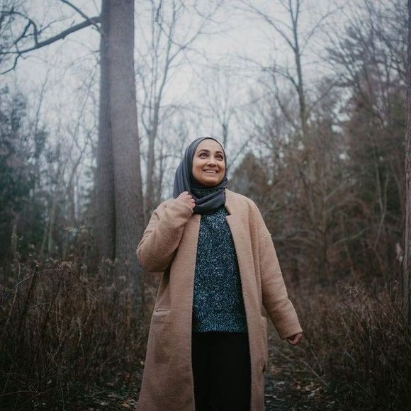 Meet your Posher, Zara - Picture 1 of 1